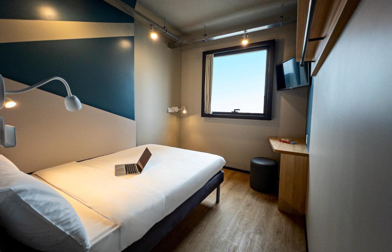 Ibis Budget Balneário Camboriú Εξωτερικό φωτογραφία