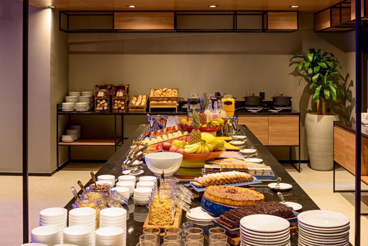 Ibis Budget Balneário Camboriú Εξωτερικό φωτογραφία